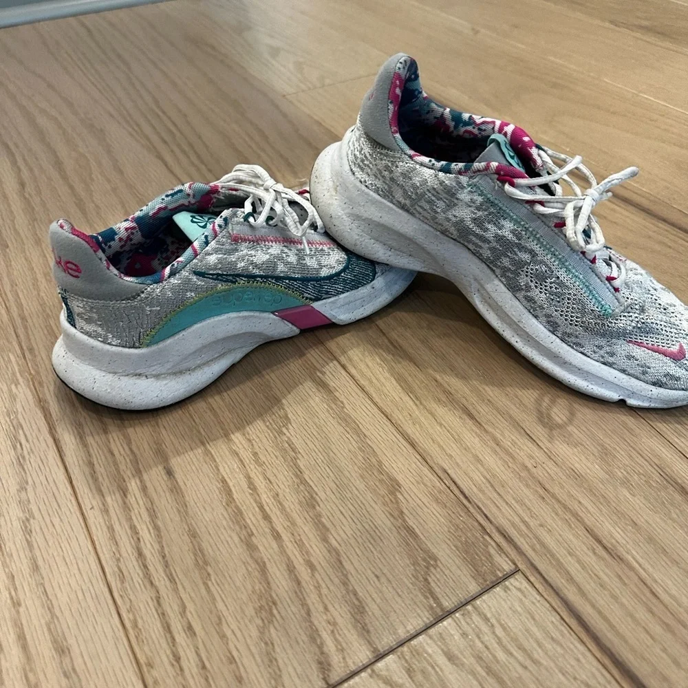 Nike Athletic Shoes - Gray and Pink